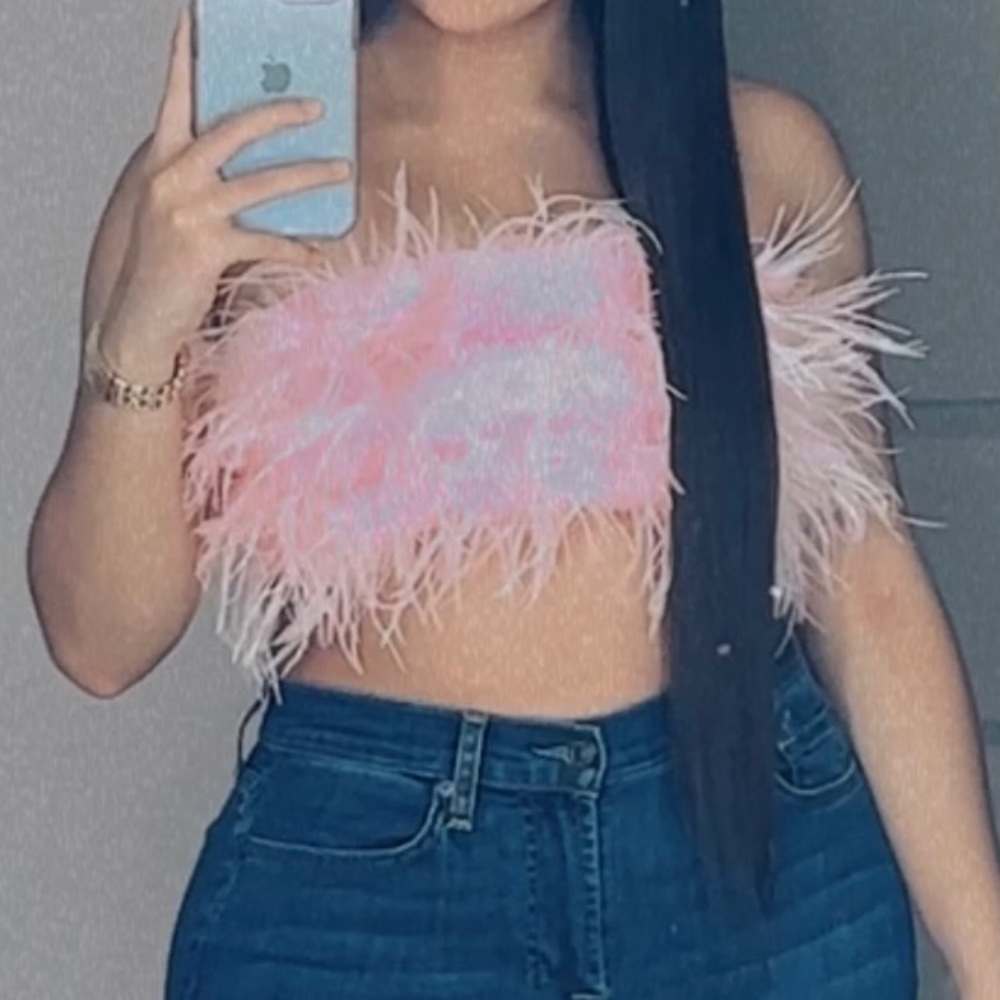 Fashion nova pink crop top